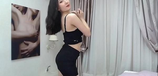  Brunette Asian stripping on webcam